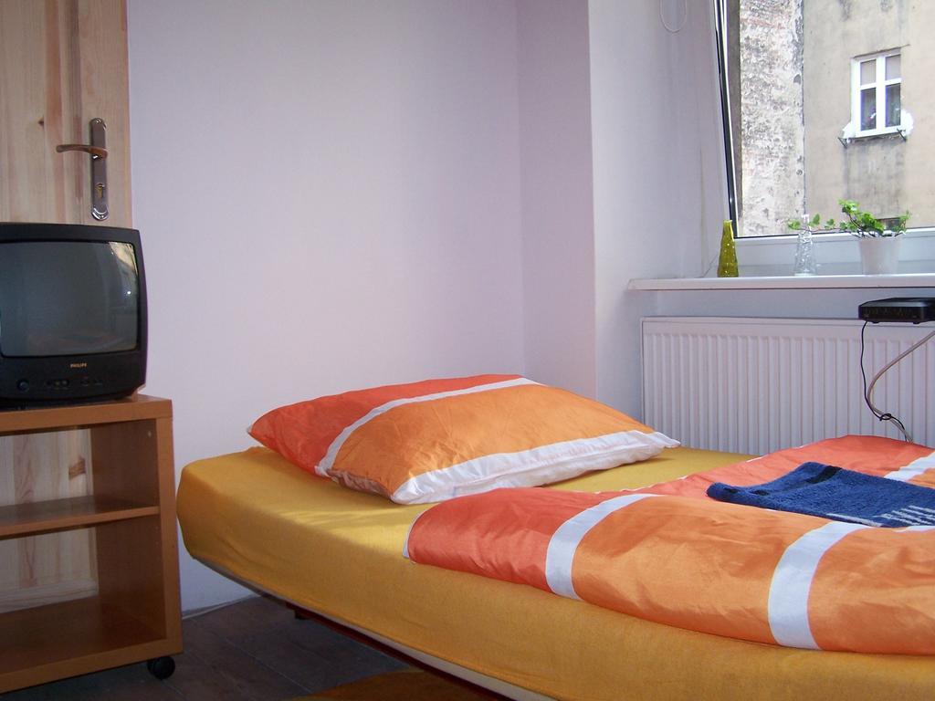 Film Hostel Познань Номер фото