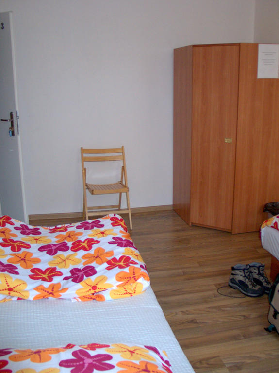 Film Hostel Познань Номер фото